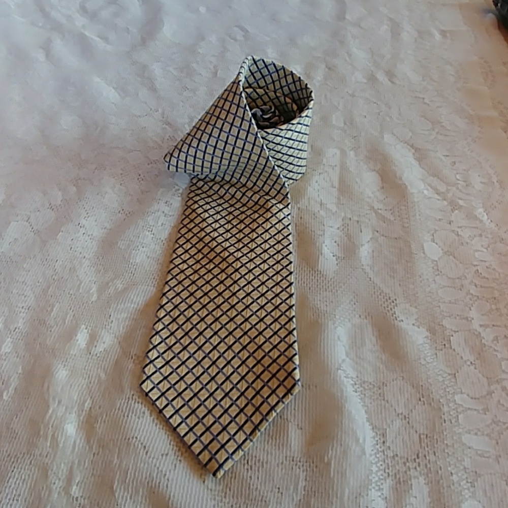 Yellow and blue Tommy Hilfiger tie